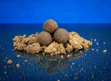 BAIT BAIT Rozpustné boilies Tüzes Barack Spicy Peach 22mm 1kg