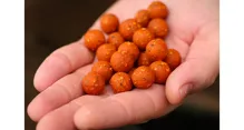 NIKL Rozpustné Criticals boilie Devill Krill 250ml (7)