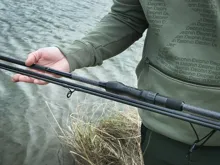 DELPHIN Kaprový prút CorsaBlack Nero 3.00lb, 3.00m (2diel) (4)