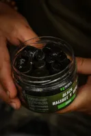 NIKL Black halibut v dipe 15+20mm, 250ml (3)