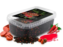 DELPHIN Pellet box Reaxe READY&amp;GO Fr. klobása/Chilli