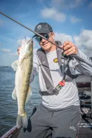 FOX RAGE Prút Warrior Zander Jig 10-30g 240cm (2diel) (11)